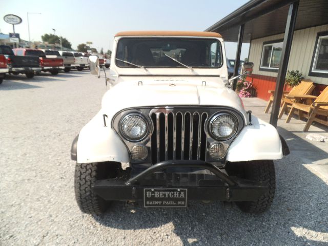 Jeep CJ7 1984 photo 2