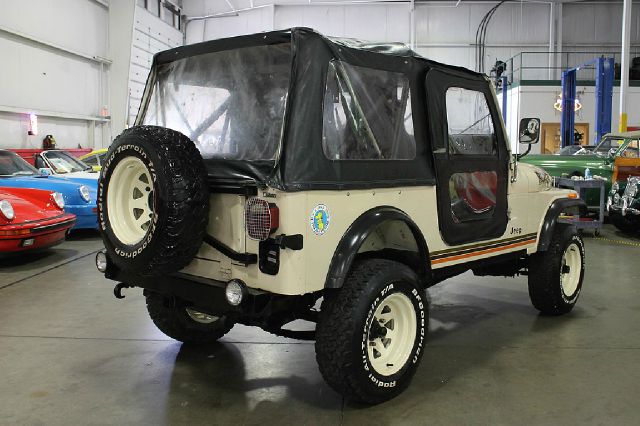 Jeep CJ7 1984 photo 14