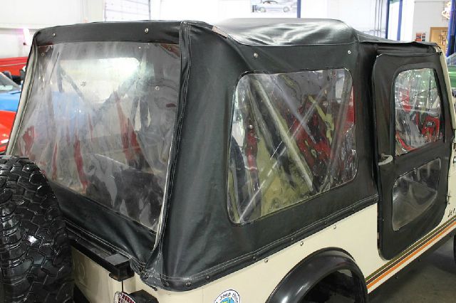 Jeep CJ7 1984 photo 38