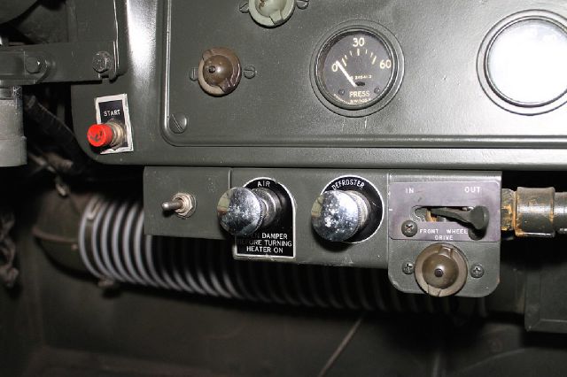 Jeep Cherokee 1978 photo 4