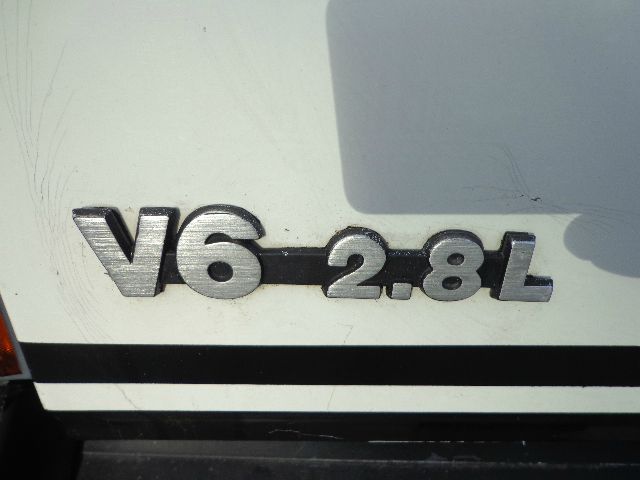 Jeep Cherokee 1985 photo 16