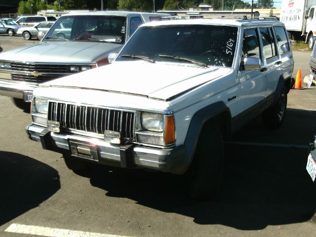 Jeep Cherokee 1990 photo 2