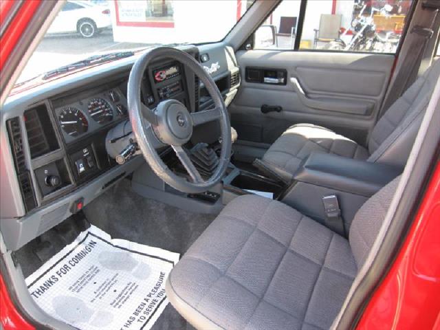 Jeep Cherokee 1994 photo 4