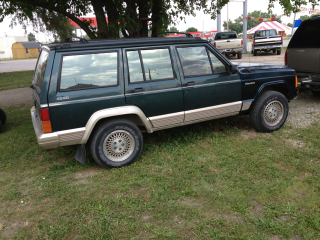Jeep Cherokee 1994 photo 4