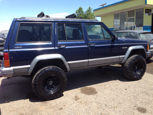 Jeep Cherokee 1995 photo 2