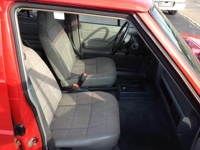 Jeep Cherokee 1996 photo 2