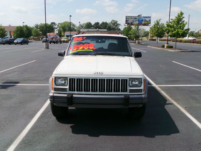 Jeep Cherokee 1996 photo 3