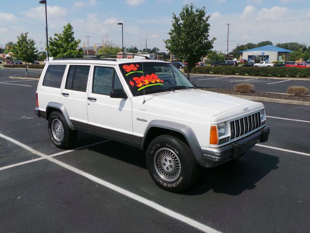 Jeep Cherokee 1996 photo 4