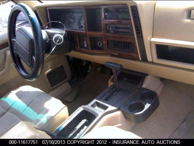 Jeep Cherokee 1996 photo 2