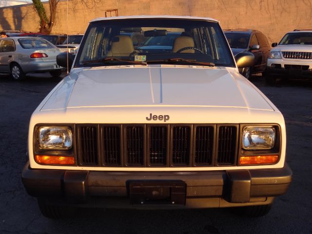 Jeep Cherokee 1997 photo 3