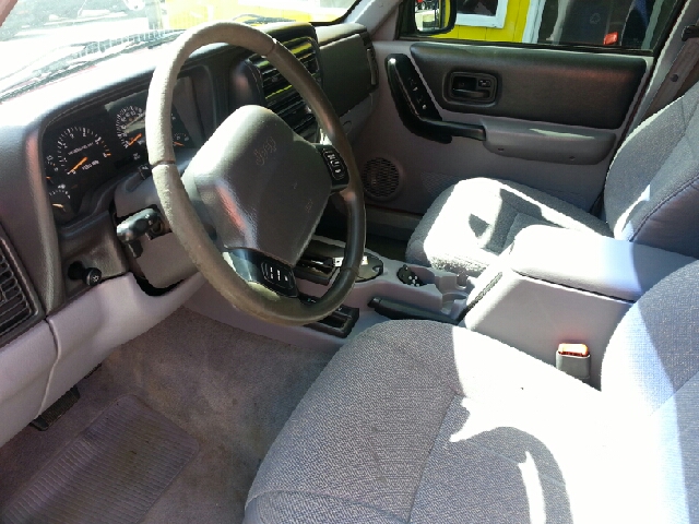 Jeep Cherokee 1998 photo 2