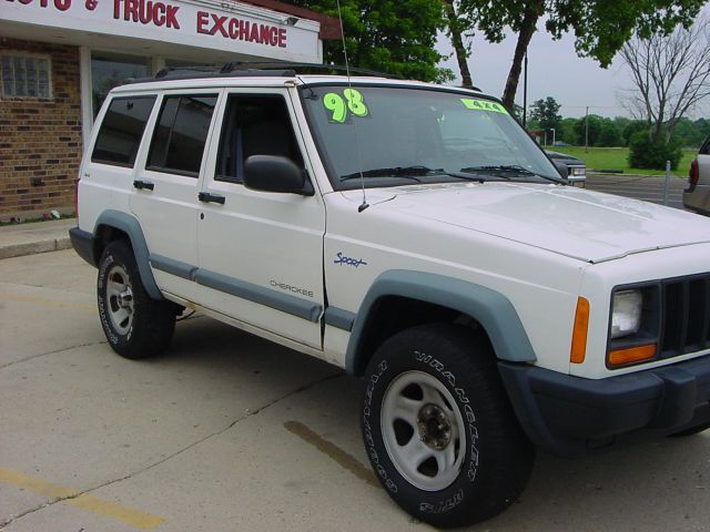 Jeep Cherokee 1998 photo 1