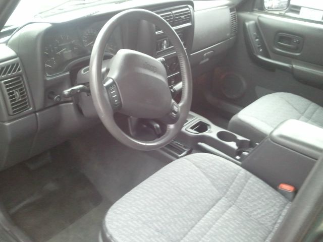 Jeep Cherokee 1999 photo 2