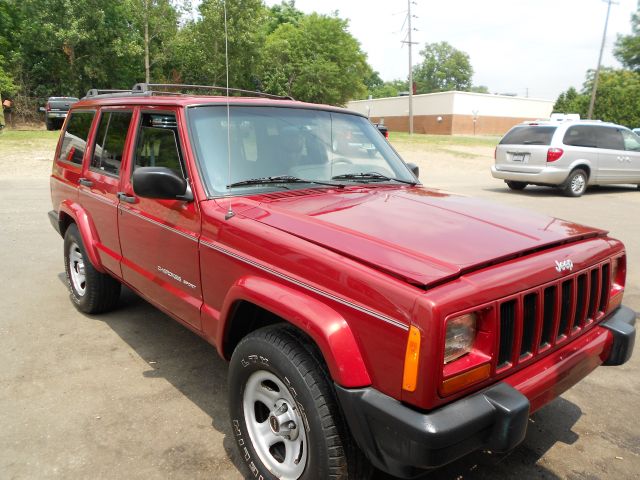 Jeep Cherokee 1999 photo 2