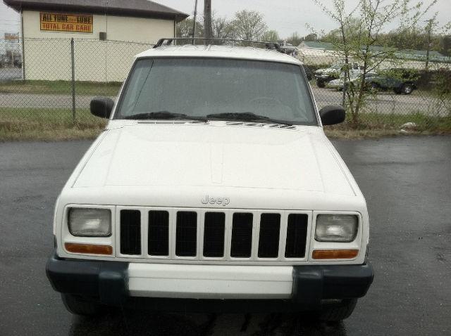 Jeep Cherokee 1999 photo 1