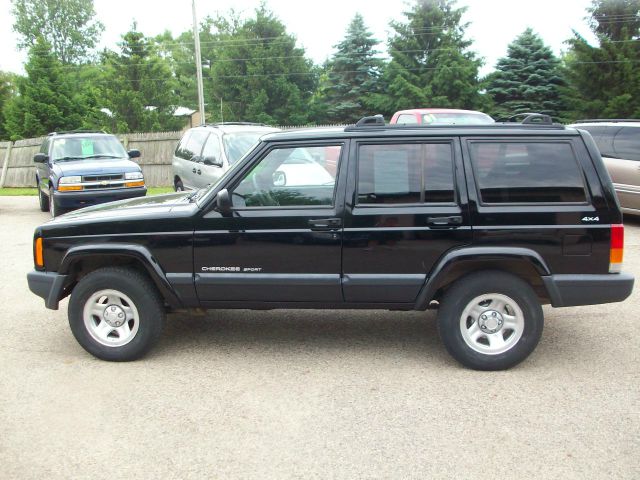 Jeep Cherokee Base GLS LX SUV