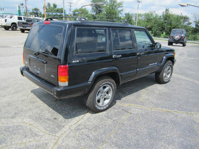 Jeep Cherokee 1999 photo 3