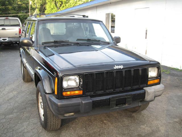 Jeep Cherokee 1999 photo 2