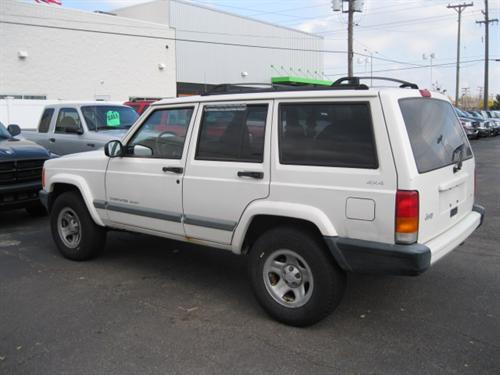 Jeep Cherokee 1999 photo 2