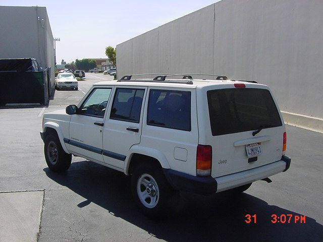 Jeep Cherokee 1999 photo 1