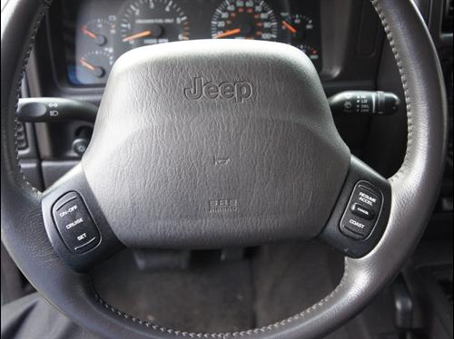 Jeep Cherokee 1999 photo 2