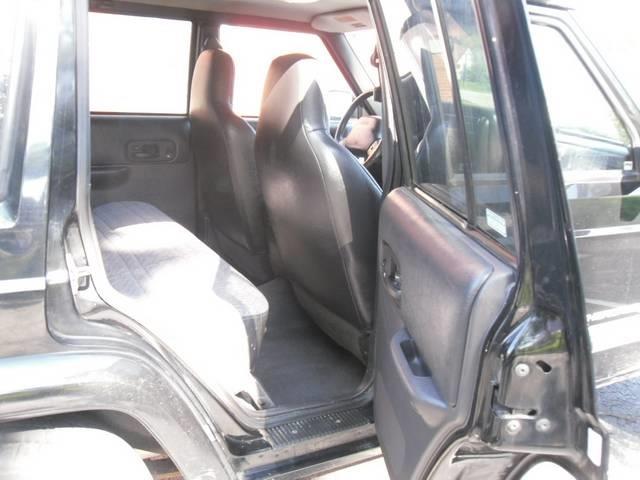 Jeep Cherokee 1999 photo 4