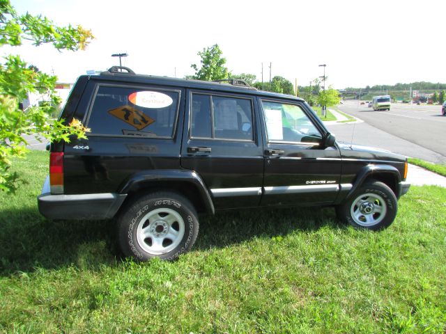 Jeep Cherokee 1999 photo 3