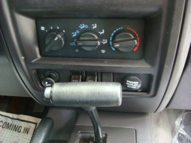 Jeep Cherokee 1999 photo 5