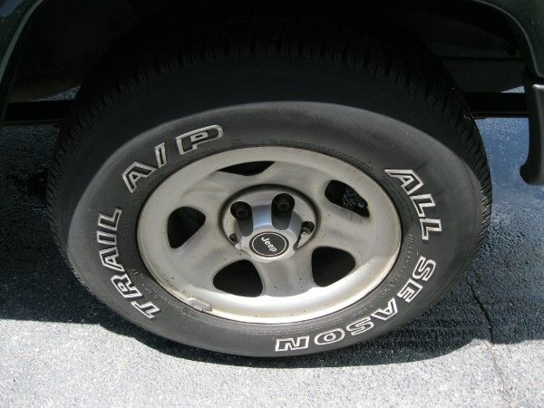 Jeep Cherokee Touring Convertible 2D SUV