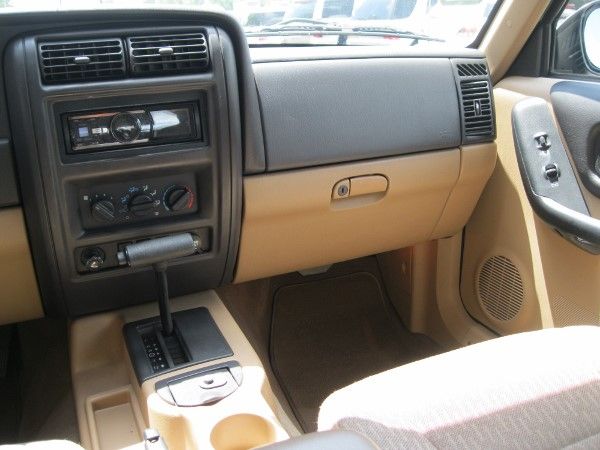Jeep Cherokee 1999 photo 4
