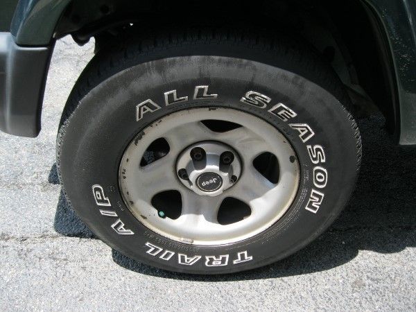 Jeep Cherokee 1999 photo 6