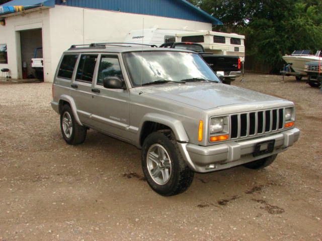Jeep Cherokee 2000 photo 1