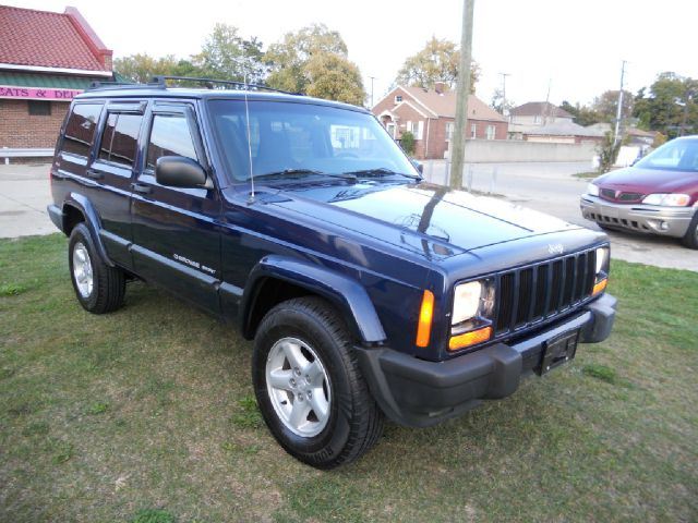 Jeep Cherokee 2000 photo 4