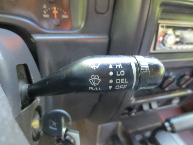 Jeep Cherokee 2000 photo 35