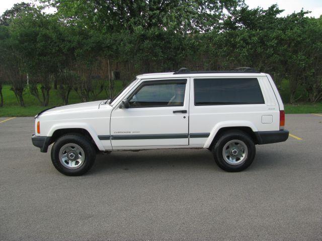 Jeep Cherokee 2000 photo 3