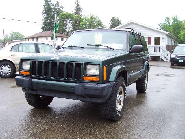 Jeep Cherokee Base GLS LX SUV
