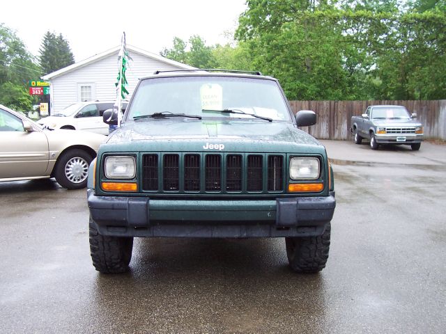 Jeep Cherokee 2000 photo 4