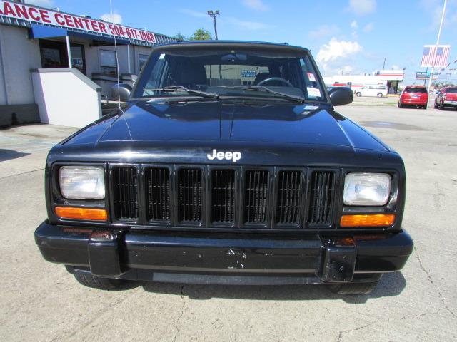 Jeep Cherokee 2000 photo 3