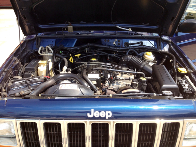 Jeep Cherokee Lariat, FX4 SUV