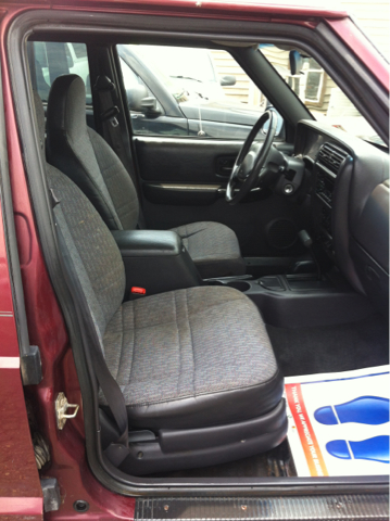 Jeep Cherokee 2001 photo 1