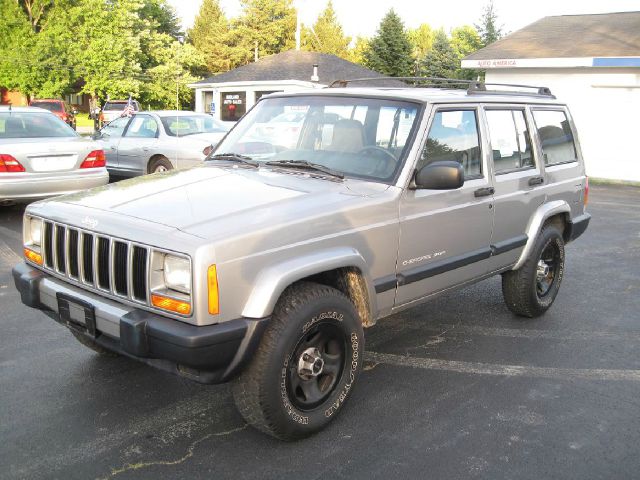 Jeep Cherokee 2001 photo 2