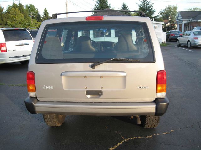 Jeep Cherokee 2001 photo 3