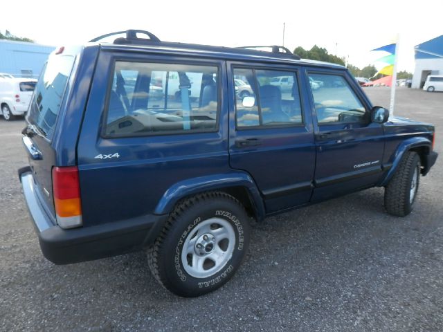 Jeep Cherokee 2001 photo 2