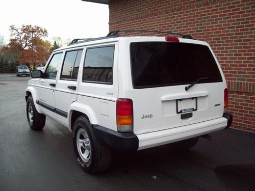 Jeep Cherokee 2001 photo 2