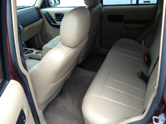 Jeep Cherokee 2001 photo 2