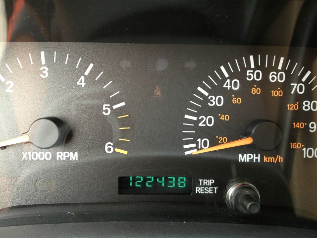 Jeep Cherokee 2001 photo 3