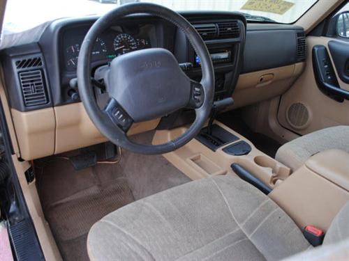 Jeep Cherokee 2001 photo 3