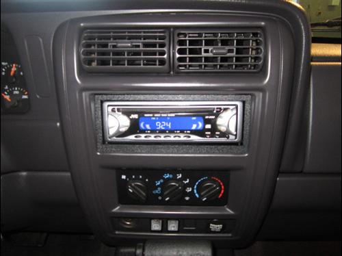 Jeep Cherokee 2001 photo 2