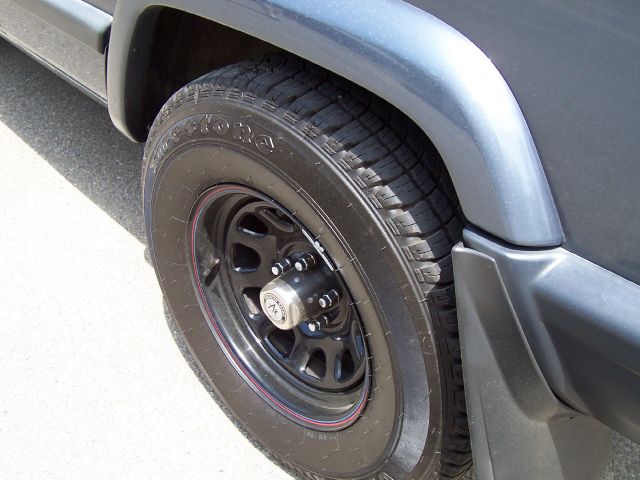 Jeep Cherokee 2001 photo 2
