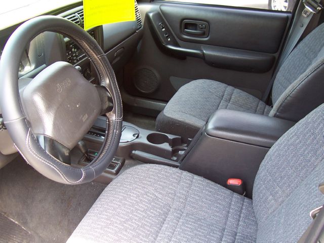 Jeep Cherokee 2001 photo 4